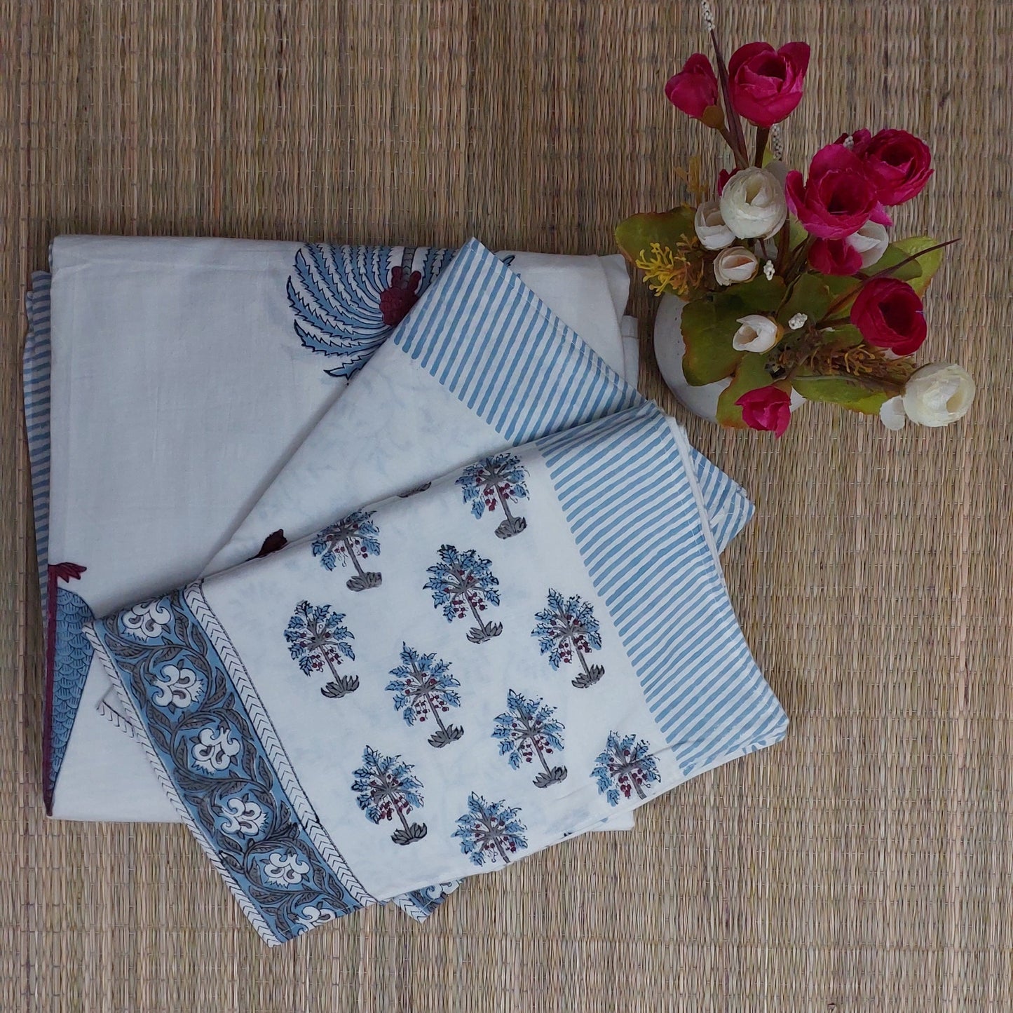 WHITE & BLUE HANDBLOCK PRINTED COTTON KING BEDSHEET