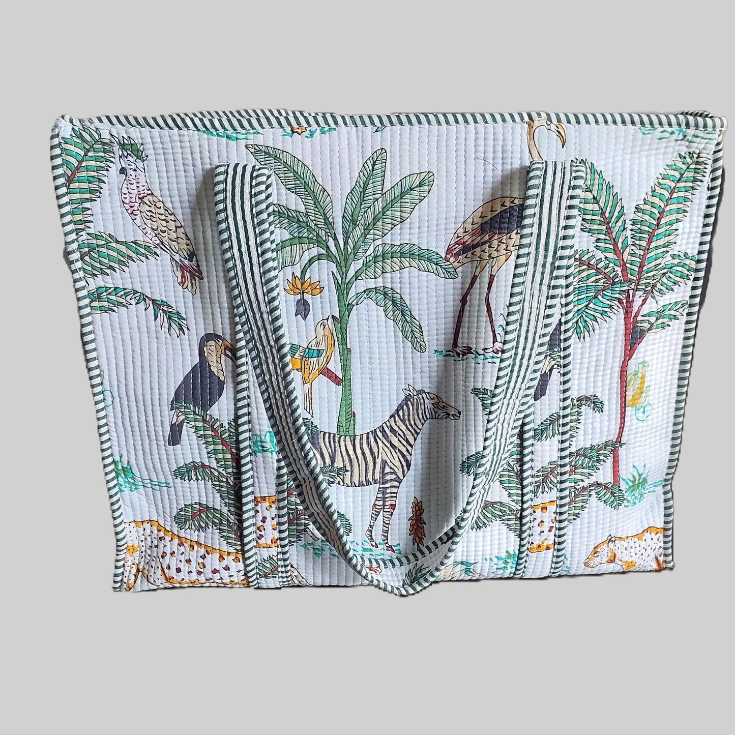 WHITE & GREEN QUILTED TOTE BAG
