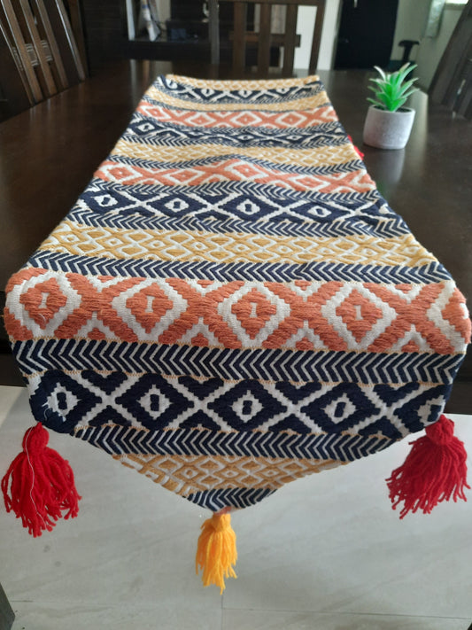 ORANGE YELLOW GEOMETRICAL TABLE RUNNER