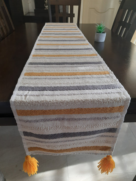 CREAM STRIPED TABLE RUNNER