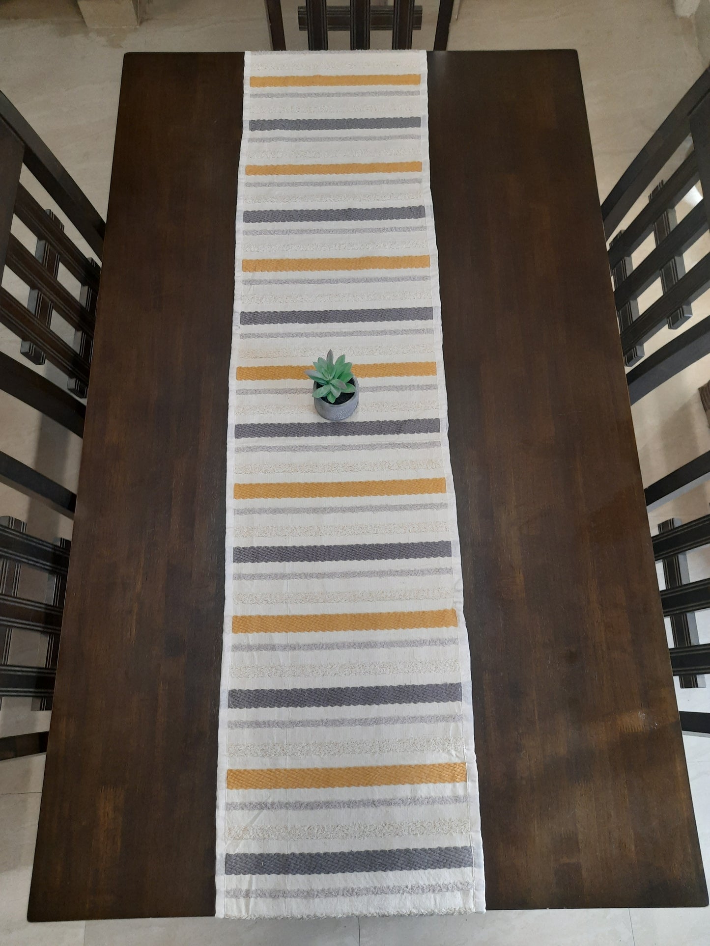 CREAM STRIPED TABLE RUNNER