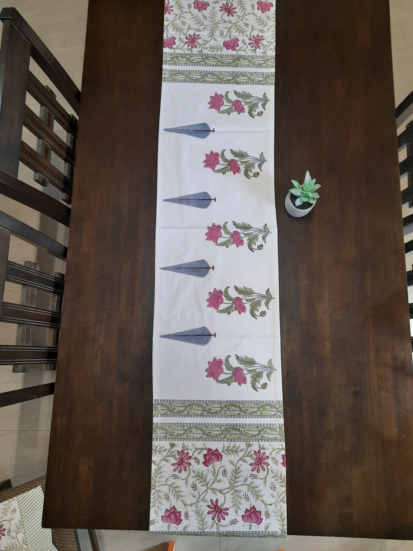 WHITE & PINK BLOCK PRINTED TABLE PLACEMATS