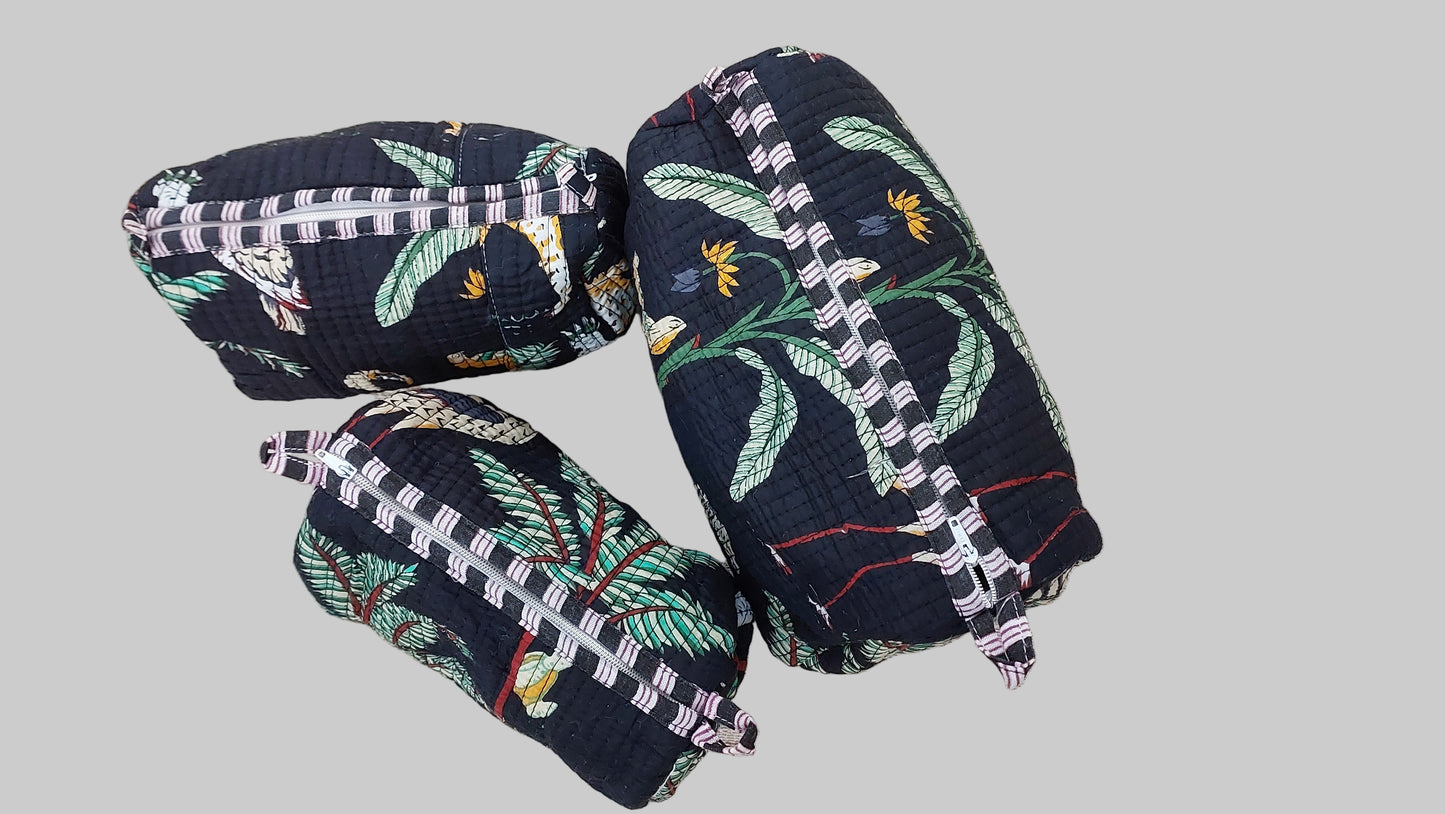 BLACK POUCHES ( SET OF 3 )