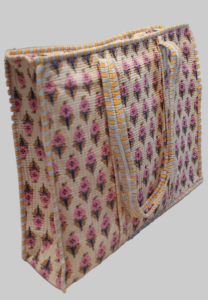 CREAM QUILTED SHOPPING TOTE BAG