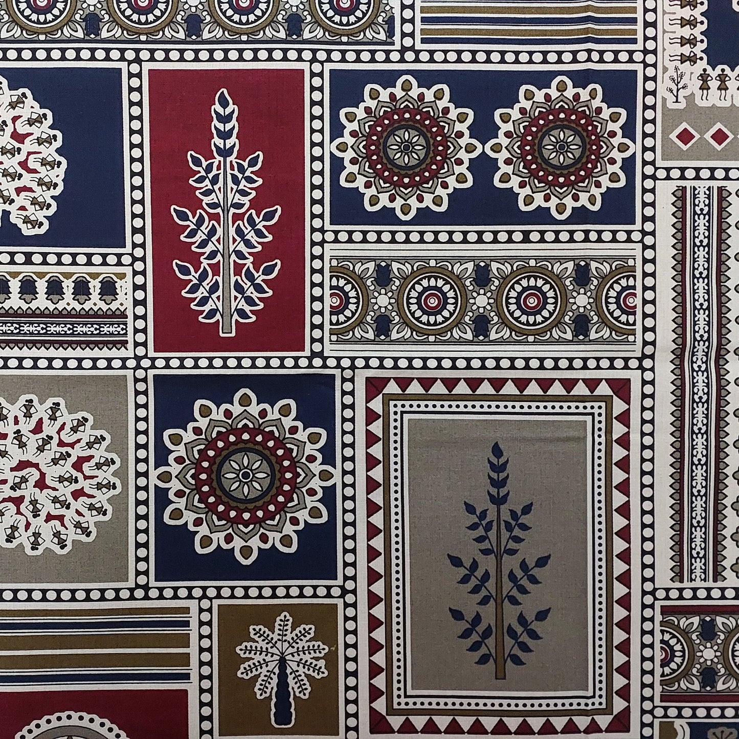 MULTI COLOURED COTTON KING BEDSHEET