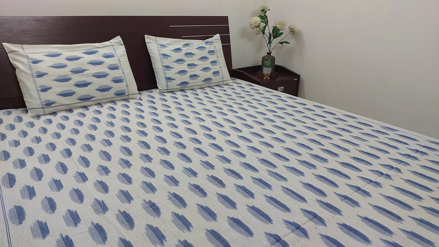 WHITE & BLUE POCHAMPALLY IKAT COTTON QUEEN BEDSHEET