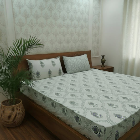 IVORY GREY HAND BLOCK PRINTED KING COTTON BEDSHEET SET