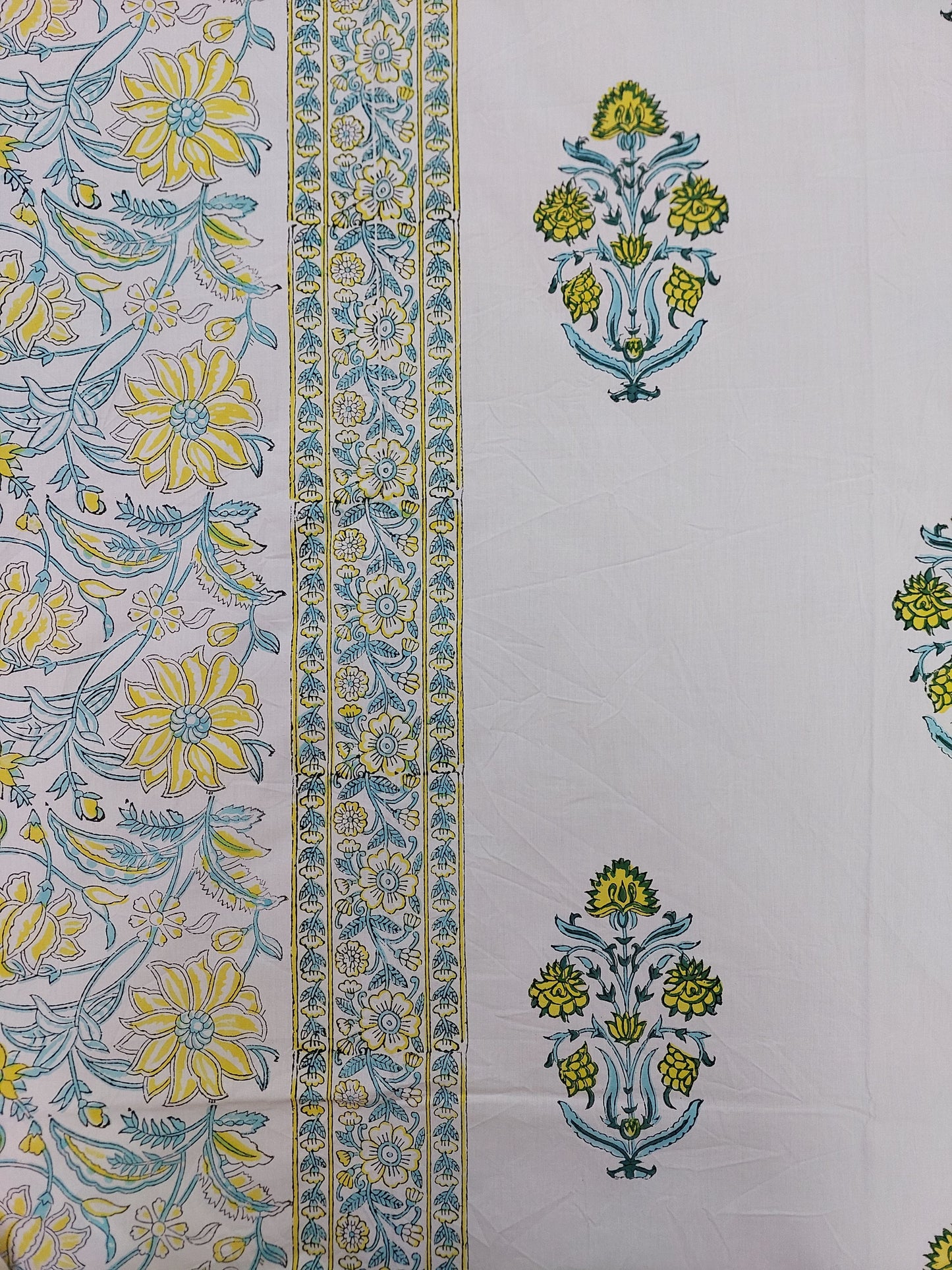YELLOW GREEN FLORAL HAND BLOCK PRINTED KING COTTON BEDSHEET SET