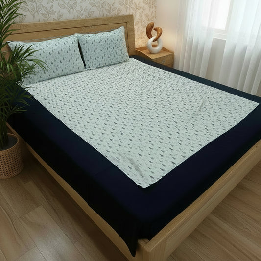 LIGHT SKY BLUE WITH NAVY BLUE BORDER KING COTTON BEDSHEET SET