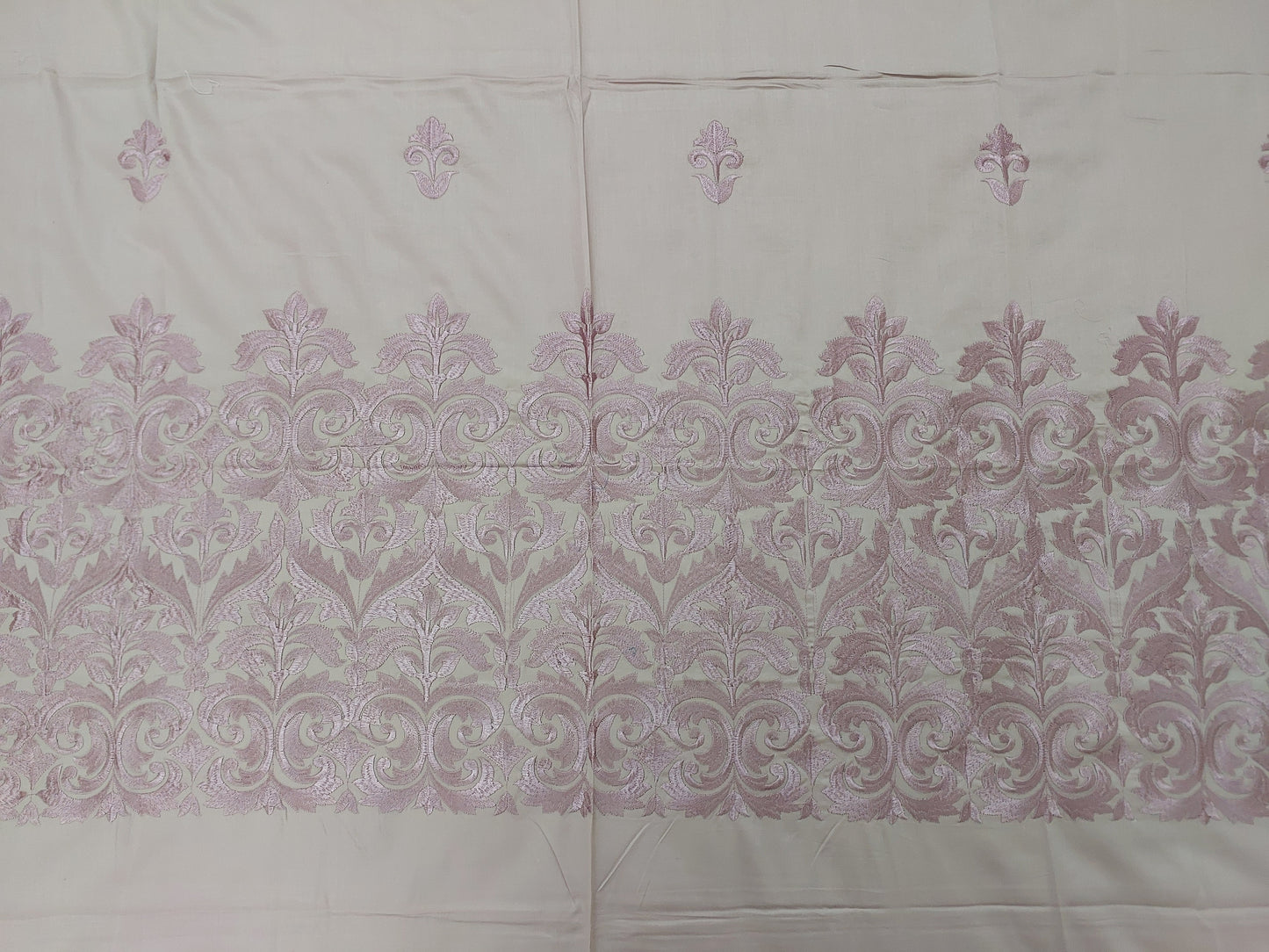 LAVENDER EMBROIDERED KING COTTON BEDSHEET SET