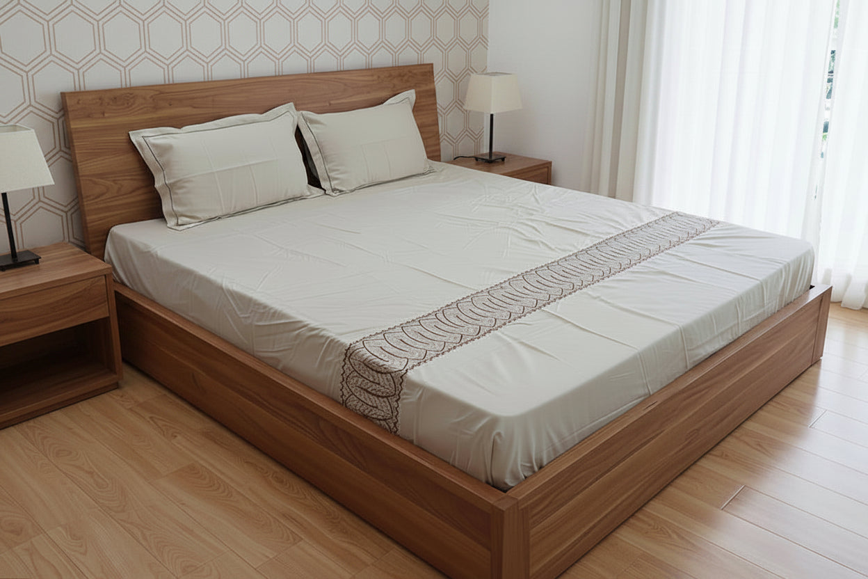 WARM BEIGE EMBROIDERED KING COTTON BEDSHEET SET