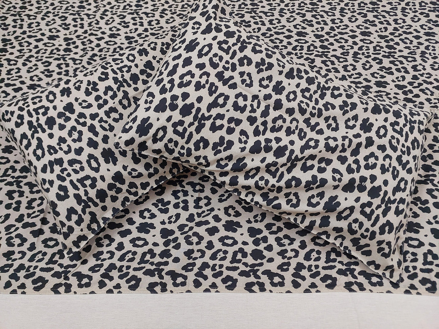IVORY BORDER KING COTTON BEDSHEET SET