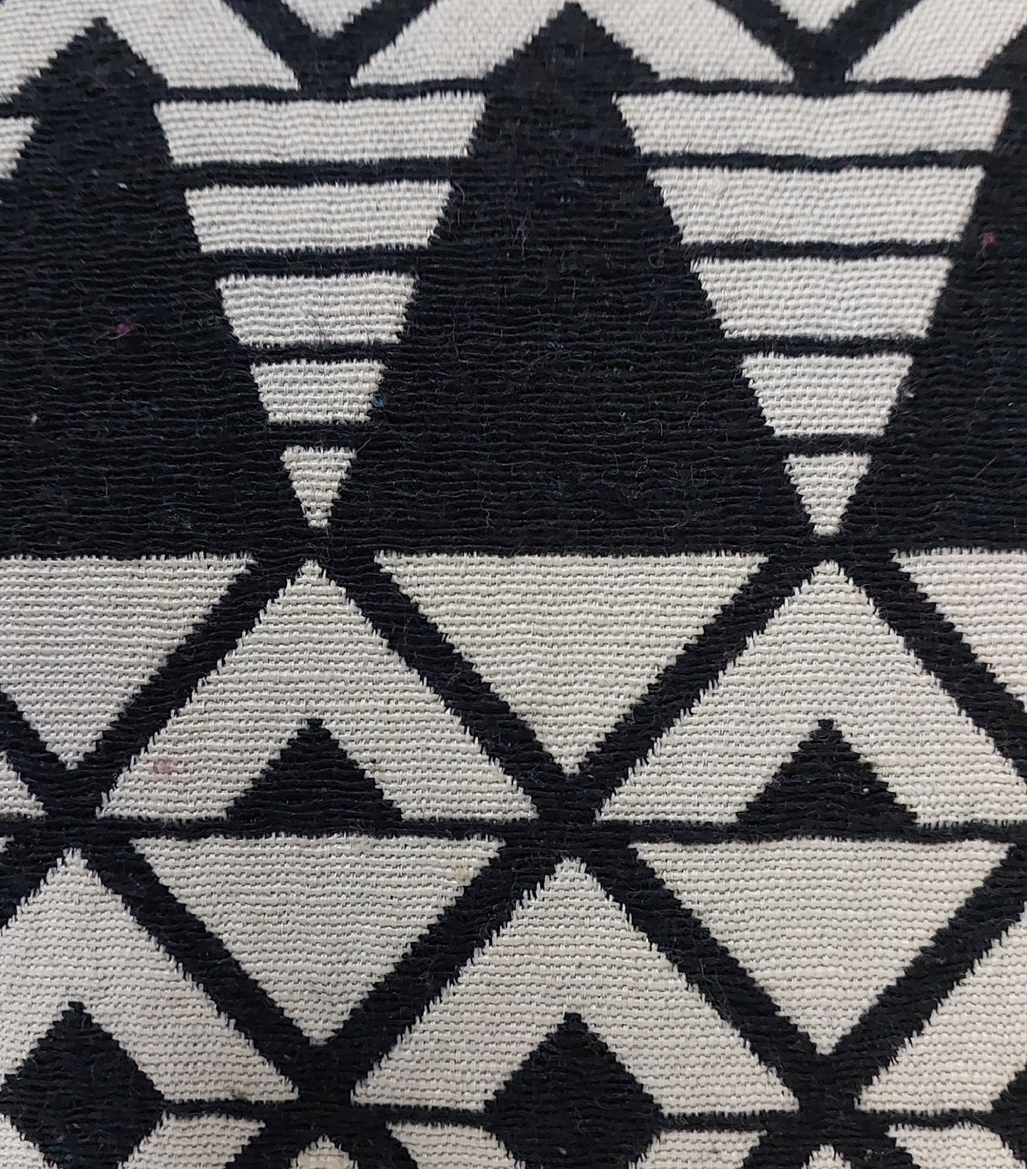BLACK & WHITE GEOMETRICAL CUSHION COVERS ( SET OF 2 )