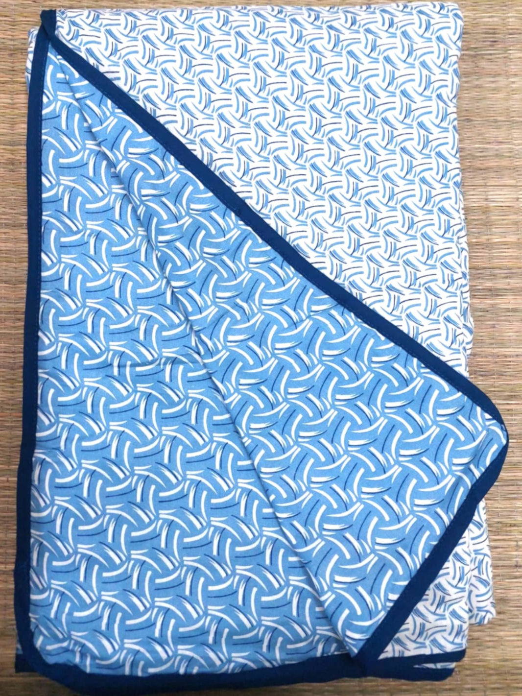 BLUE & WHITE REVERSIBLE DOHAR