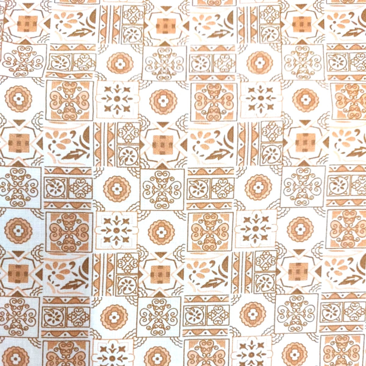 WHITE & BEIGE GEOMETRICAL REVERSIBLE DOHAR