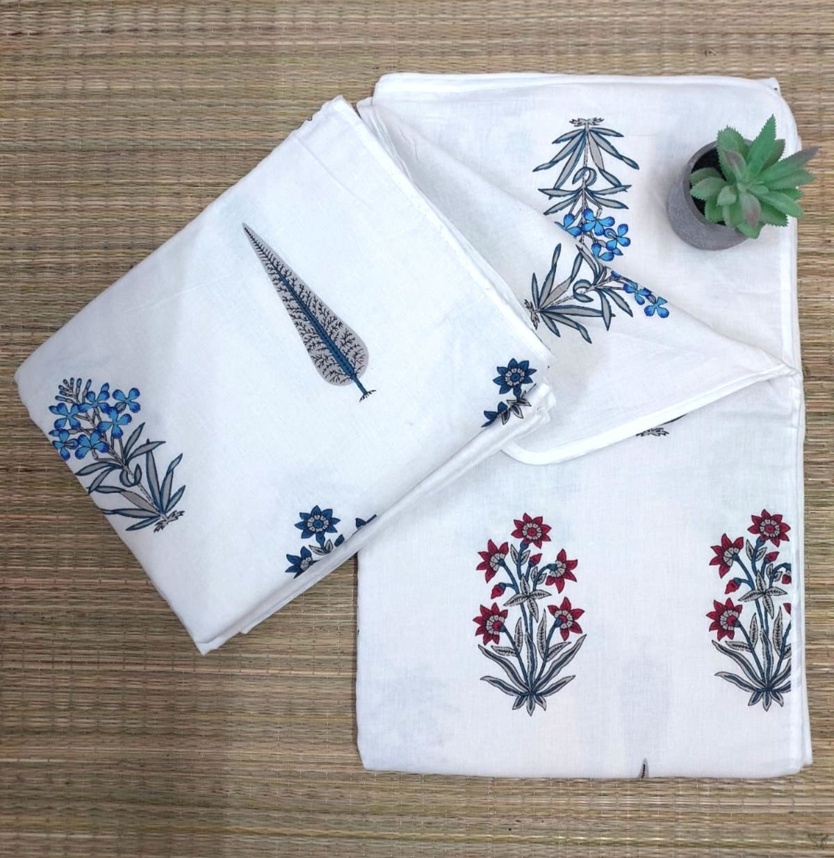 WHITE WITH COLOURFUL FLORAL REVERSIBLE DOHAR ( SET OF 2 )