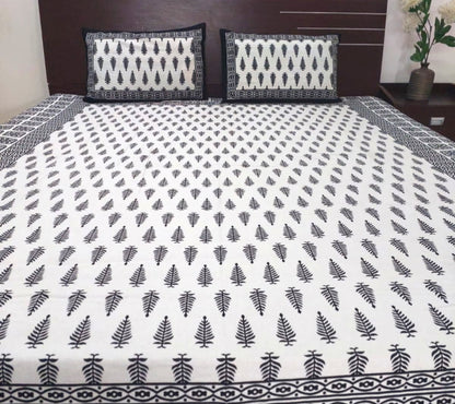 WHITE & BLACK LEAF BLOCK PRINTED COTTON QUEEN BEDSHEET