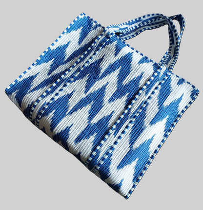 BLUE & WHITE QUILTED TOTE BAG