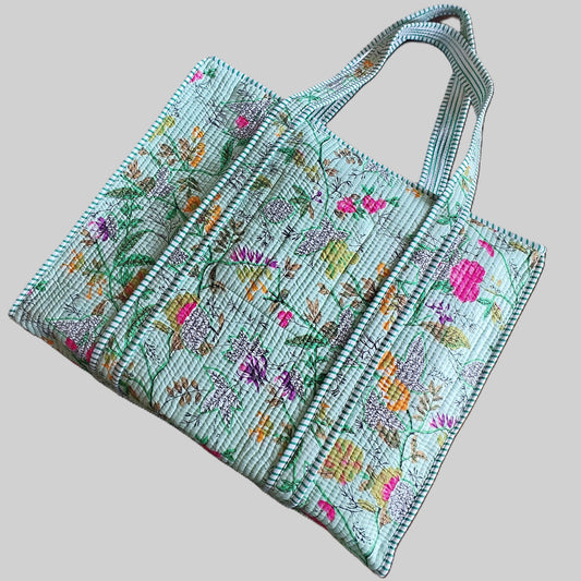 PISTA GREEN QUILTED TOTE BAG