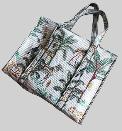 WHITE & GREEN QUILTED TOTE BAG